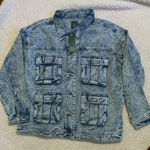 Wild Fable Medium/Acid Wash Denim Jacket NWT 💙